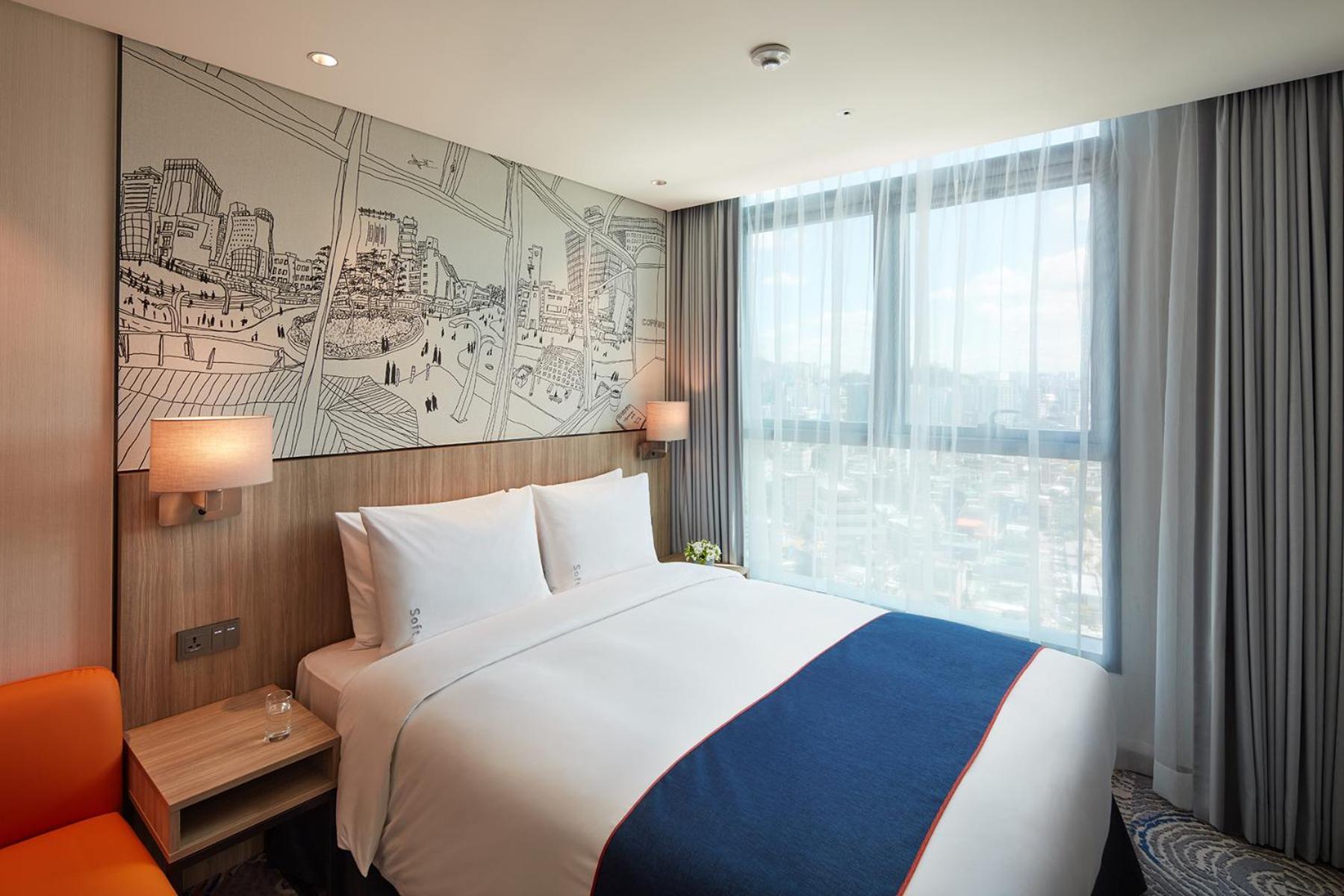 Standard Queen Room with Extra Floor Space - Free Breakfast